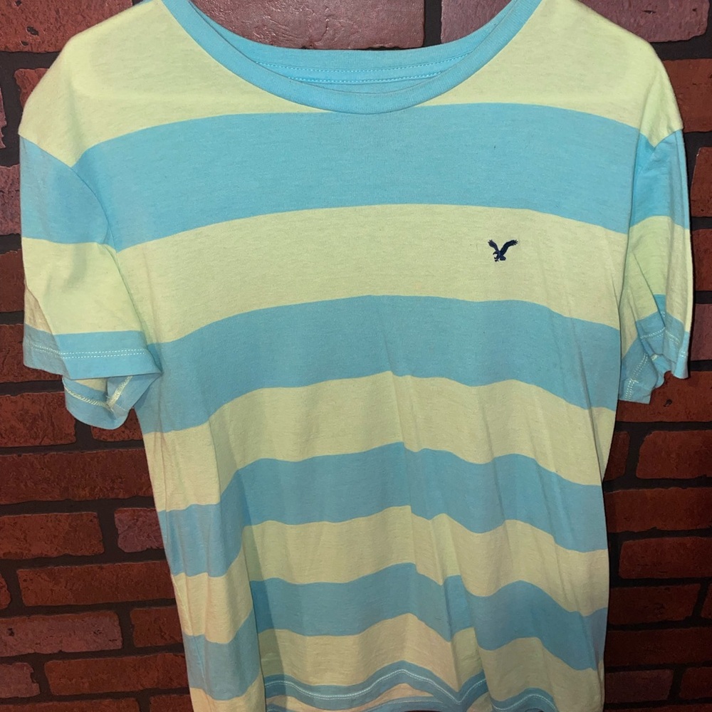 American Eagle T Shirt